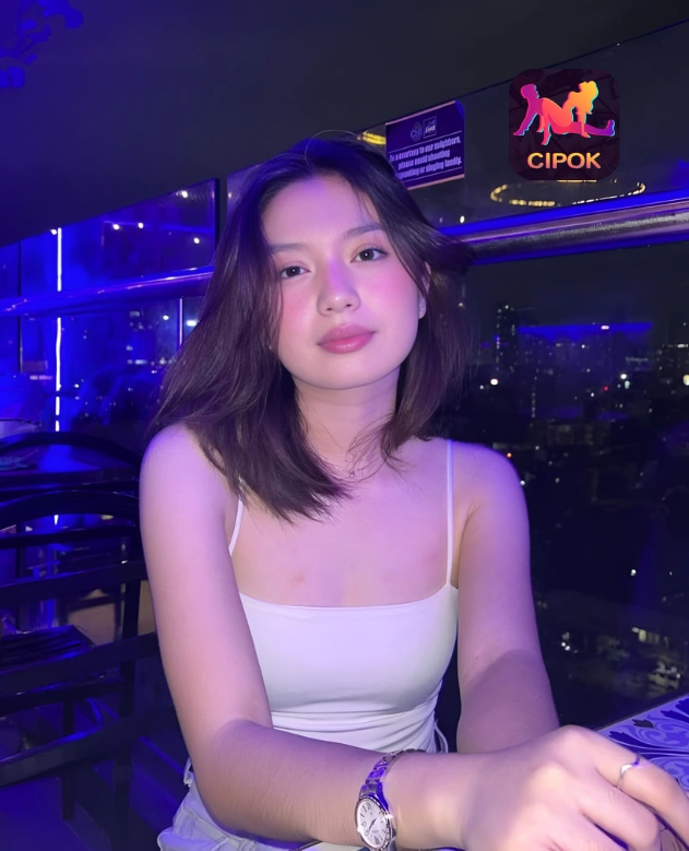 Dinda Rahayu Memukau di Cipok Live