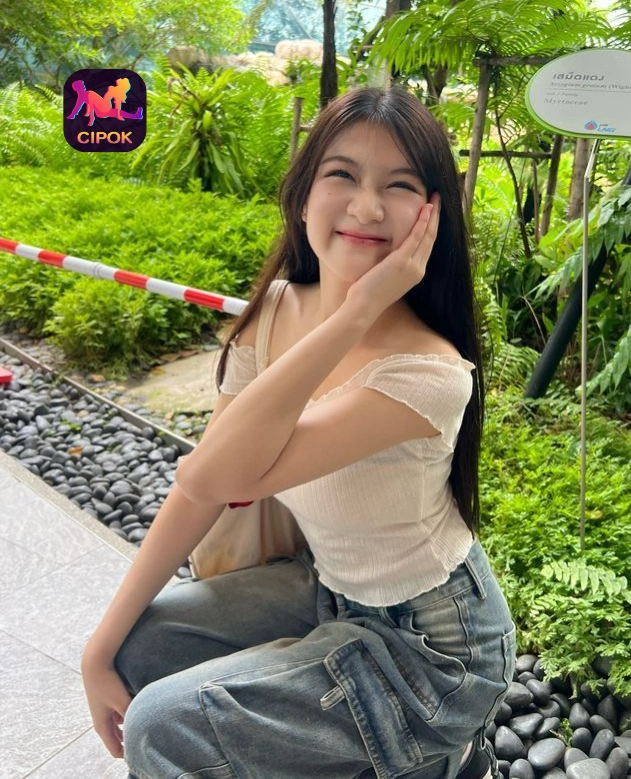 Read more about the article Dinda Santika Jelajahi Cipok Live App