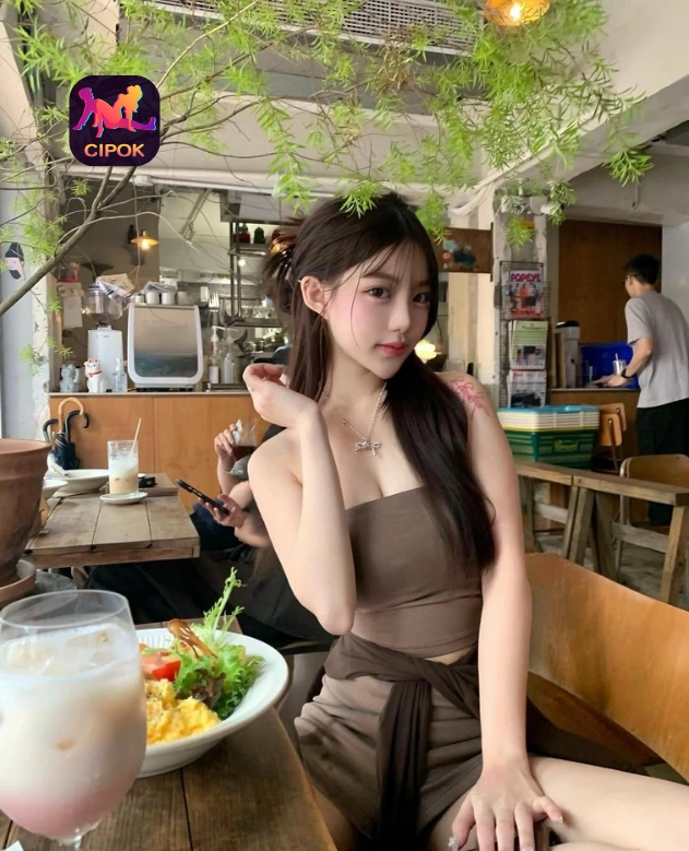 Rania Santoso Mengulas Cipok Terbaru