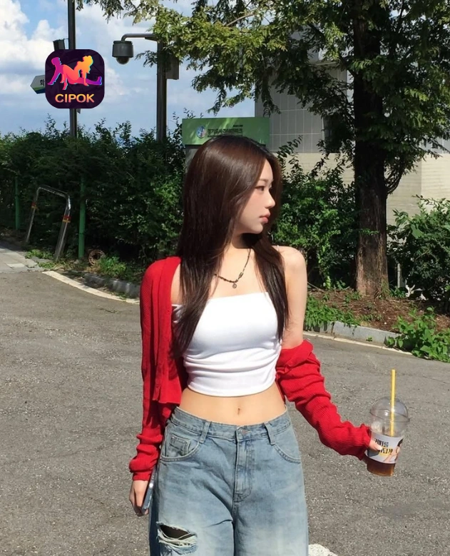 Wanda Amalia Mengulas Cipok Live 2025